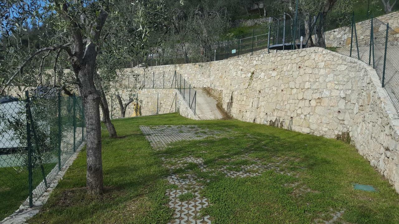 ברנצונה סול גארדה Agricampeggio Relax מראה חיצוני תמונה